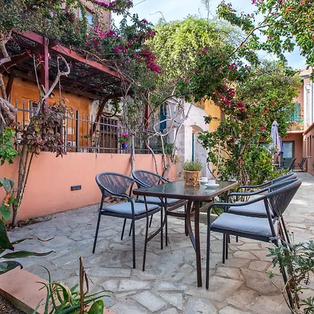 Holiday home Thimari Gardens