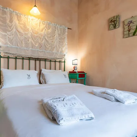 Thimari Gardens * Hriszí Aktí Haniá